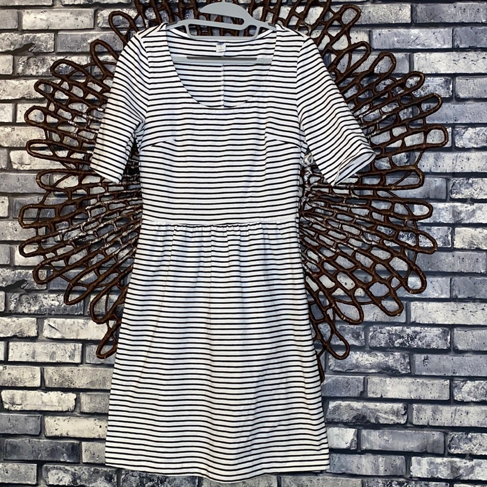 NWT Old Navy stretch striped dress Small